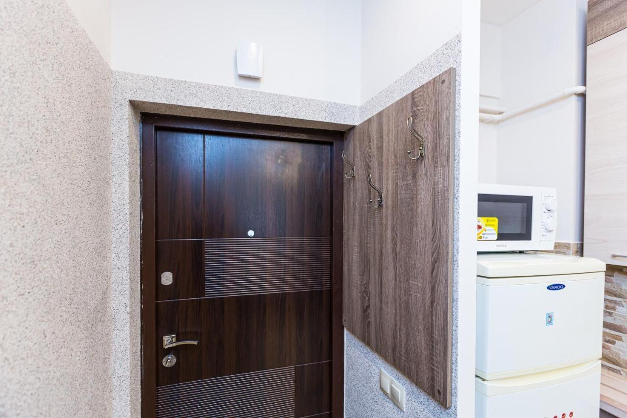2 Kn. Romana Apartment 利沃夫 外观 照片